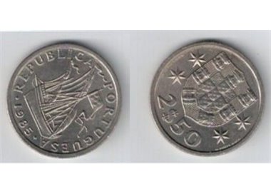 PORTOGALLO 1985 2,5 ESCUDOS 2$50 KM 590