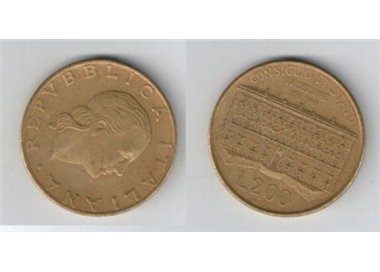 ITALY 1990 200 LIRE KM 135